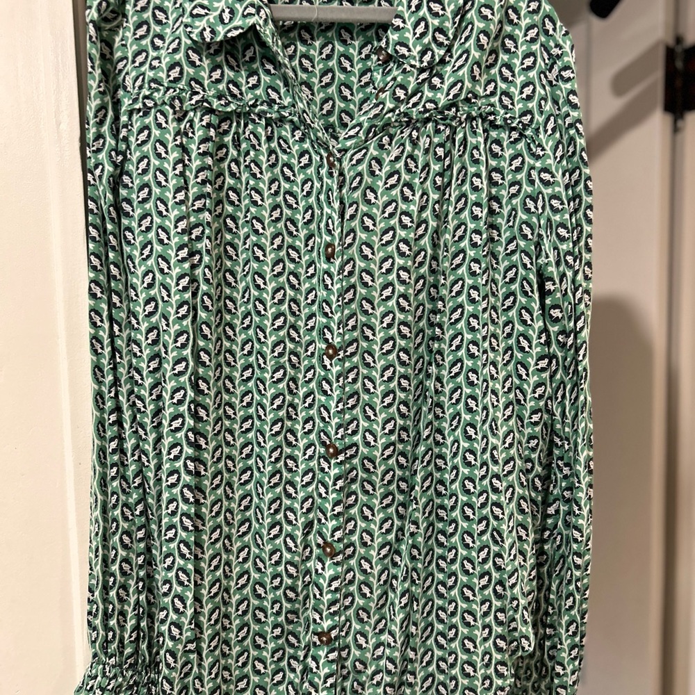 Anthropologie Maeve Bird Print Blouse in Green and Navy